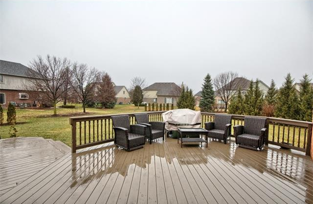 Easthampton Rochester Hills 
